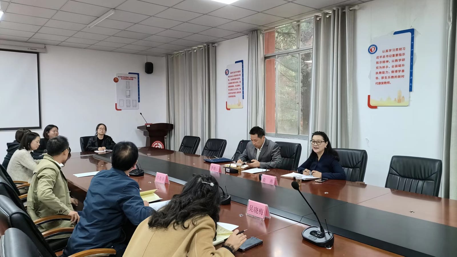 解难题 办实事 破困局 创新路 抓机遇 乘势上——袁燕到省残疾人康复中心调研指导工作