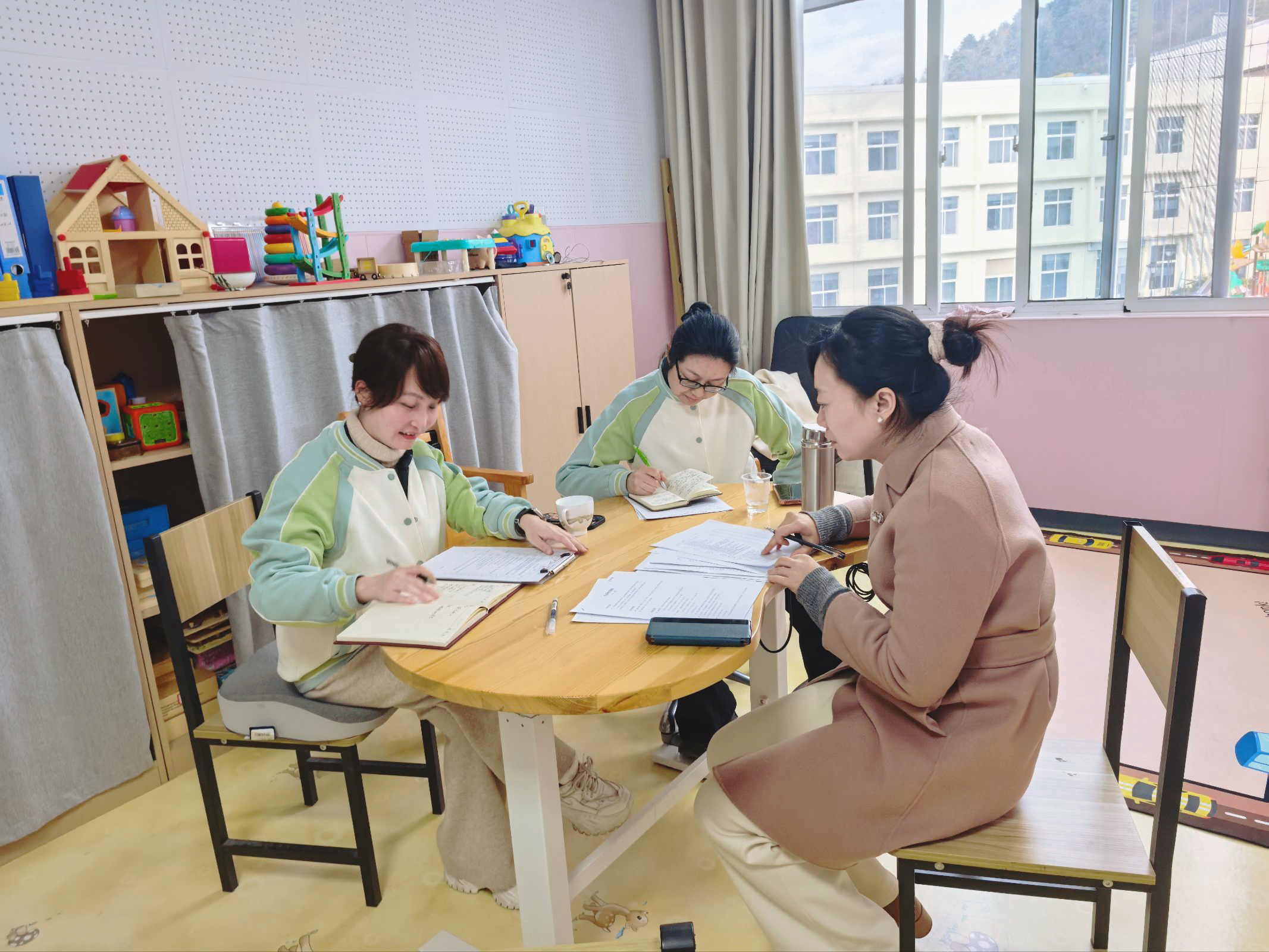 1767082974794051.jpg 上课评比2.jpg